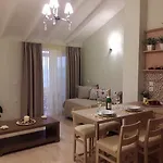 Mazis Aparthotel 4*