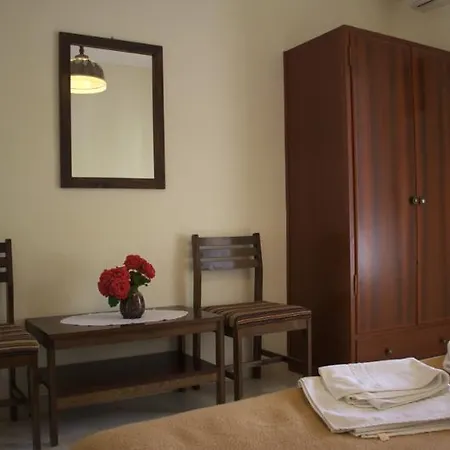 Mazis Aparthotel Agios Gordios (Corfu)