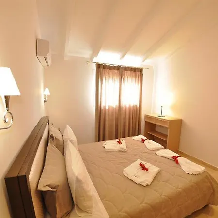Aparthotel Mazis
