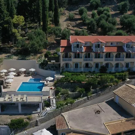 Mazis Aparthotel 3*