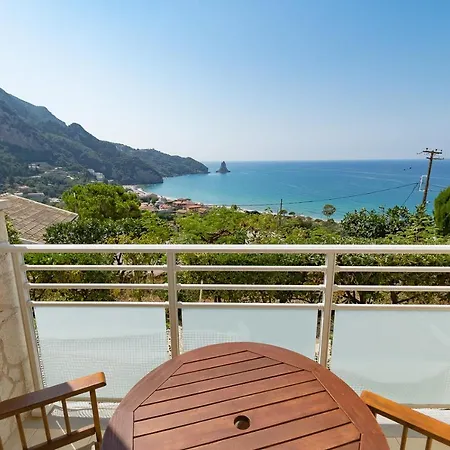 Aparthotel Mazis 3*