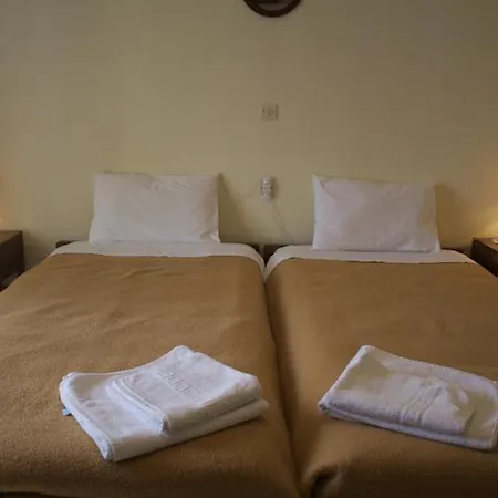 Mazis Aparthotel 4*