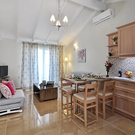 Apartmanhotel Mazis Ájosz Górdiosz