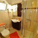 Mazis Aparthotel 4*