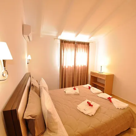 Hotel apartamentowy Mazis
