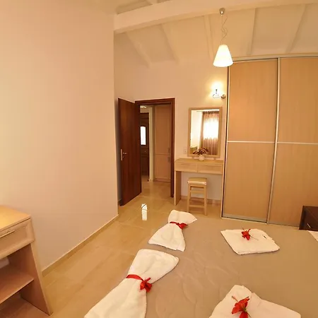Mazis 4* Agios Gordios (Corfu)