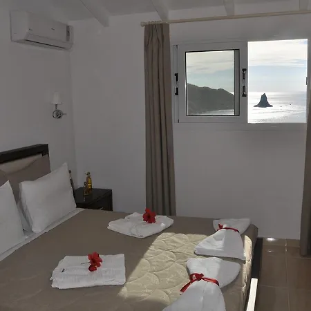Mazis Lejlighedshotel 4*