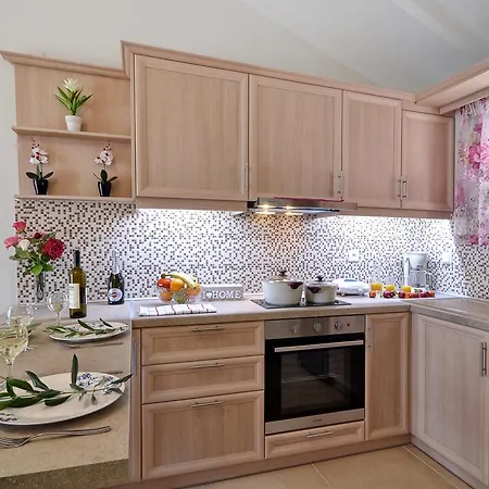 Hotel apartamentowy Mazis